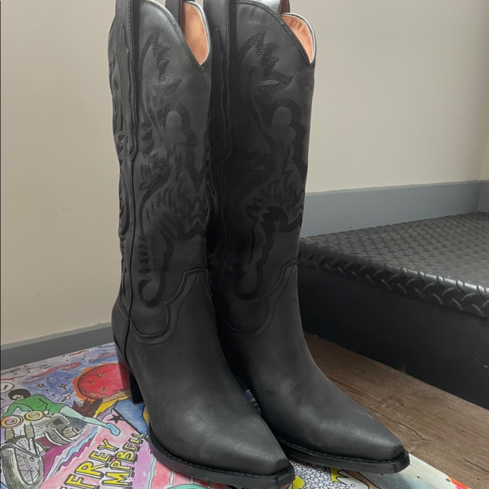 jeffrey campbell dagget western style boots